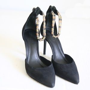 Sz 7 - SCHUTZ Black Leather Ankle Bracelet Pumps